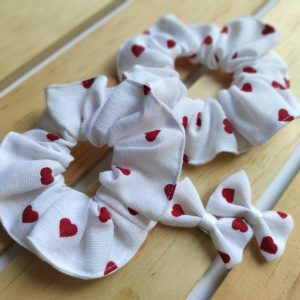chouchou et barrettes coeur